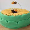 עוגה עם דבורה